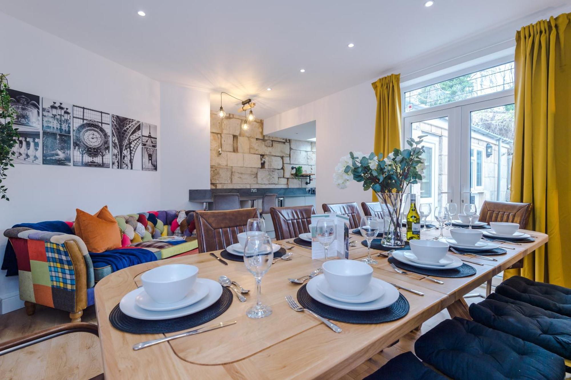 Incredible - Five Bedroom - 7 Actual Beds - 6 Bathroom House By Purestay - Central Bath With Parking Екстер'єр фото
