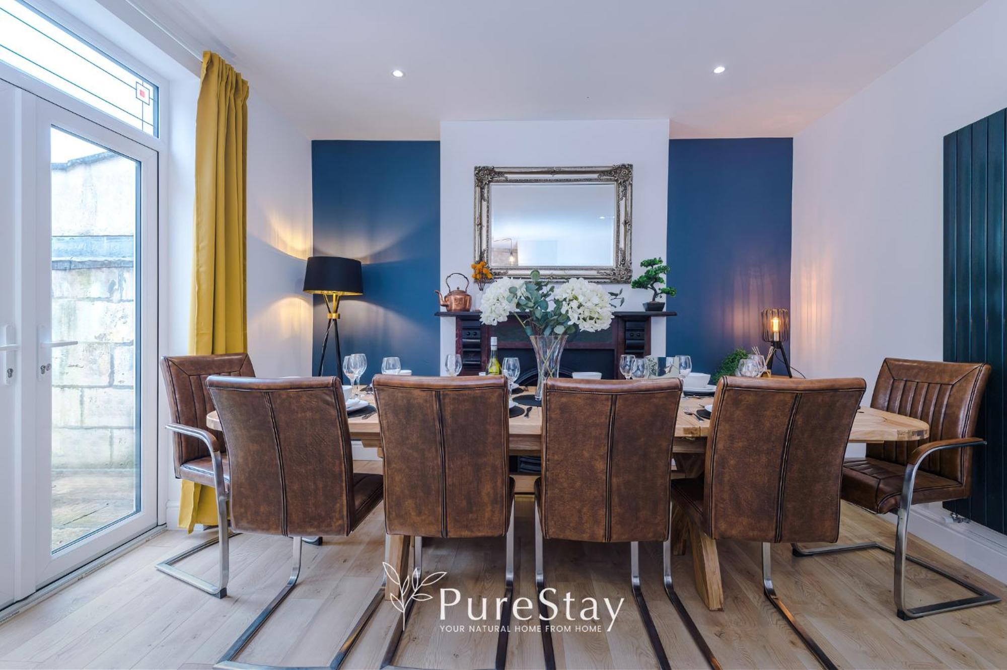 Incredible - Five Bedroom - 7 Actual Beds - 6 Bathroom House By Purestay - Central Bath With Parking Екстер'єр фото